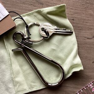 NWT Burberry Metal Chain Clip Palladio Silver Keyring